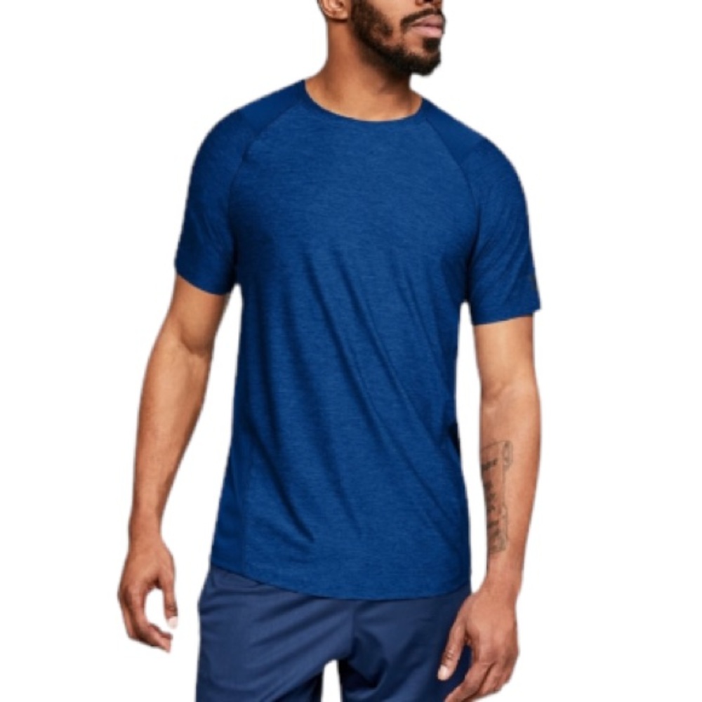Unbranded men’s blue crewneck athletic performance material tee size medium
